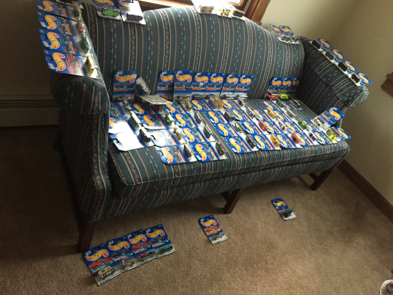 Illustration for article titled Enormous Die-Cast Collection - Box 45 - Let the Hot Wheels Roll...